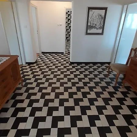 K&m Apartment